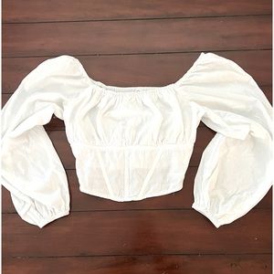 White cropped puffy sleeve top